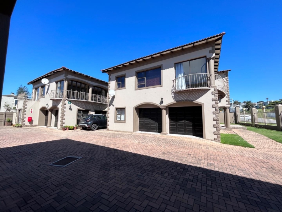 3 Bedroom Property for Sale in Jeffreys Bay Central Eastern Cape